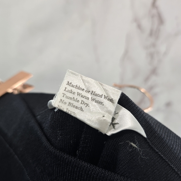 Exclusively Misook Pants Womens Medium Black High Rise Acryllic Dress Pull On - Picture 8 of 10